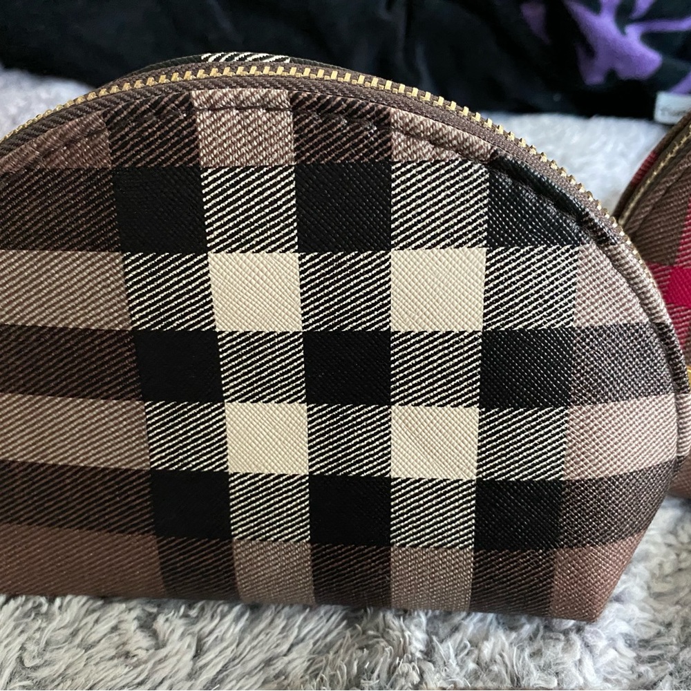 Make up Pouch - Picture 4 of 8